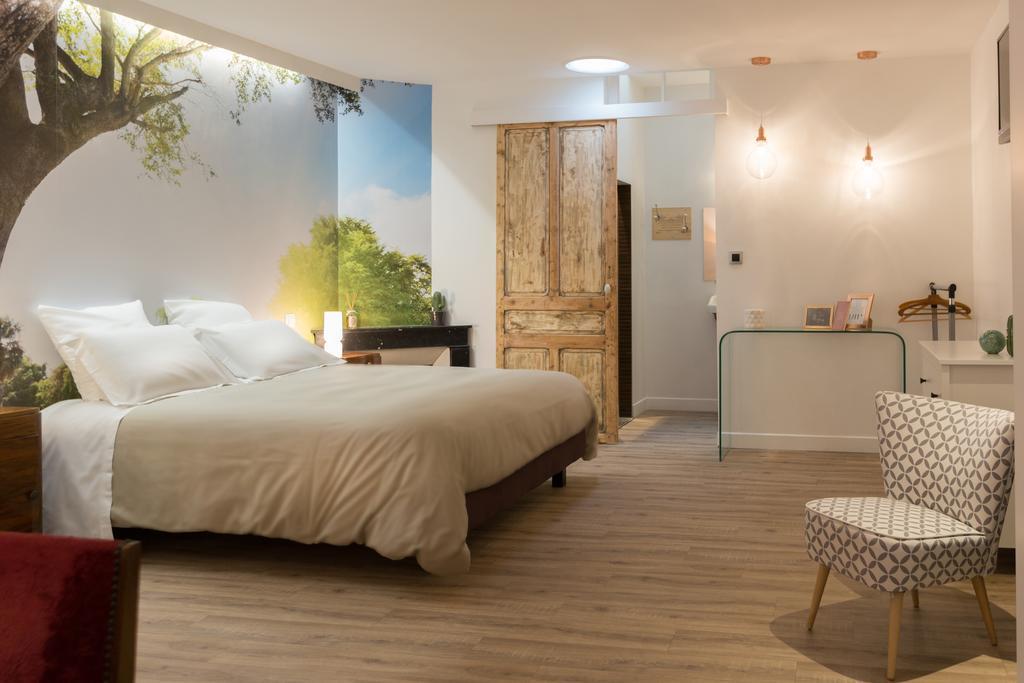 Hotel Spa Le Miel Des Muses ブリーブ・ラ ・ガイヤルド エクステリア 写真